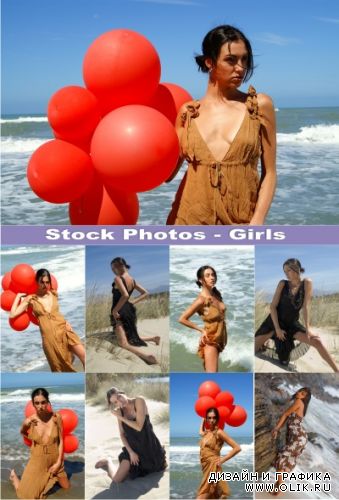 Девушка с воздушными шарами на берегу моря