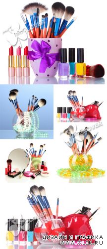 Make-up brushes and cosmetics 0253
