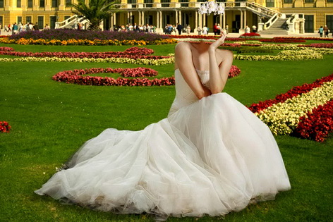 Невеста в парке
