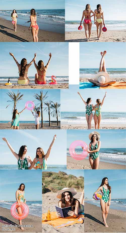   Девушки на пляже - Растровый клипарт / Girls on the beach - Raster clipart